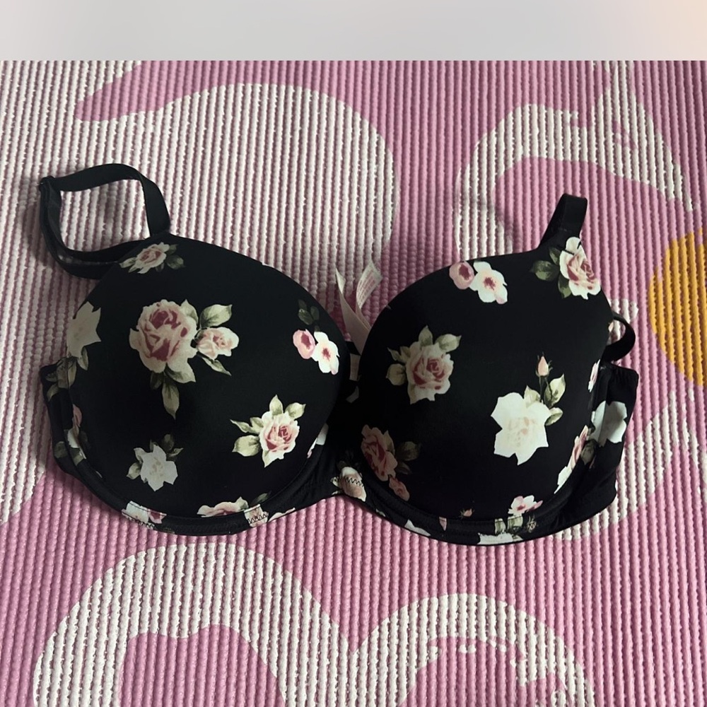 PINK Victoria's Secret Black Floral Bra